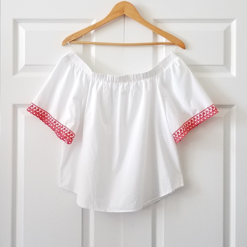 LUQ Stitch Fix Off The Shoulder Embroidered Top M